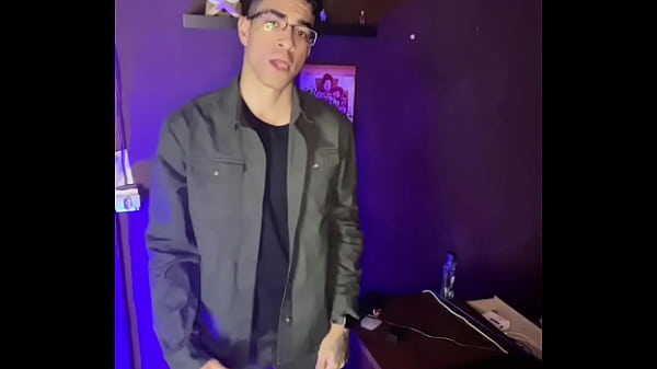 garoto do tiktok pauzudo
