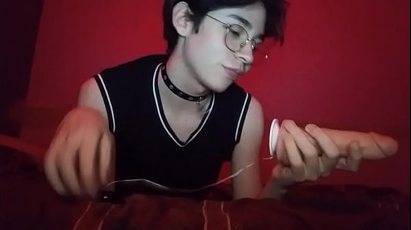 Con ganas de mamar verga